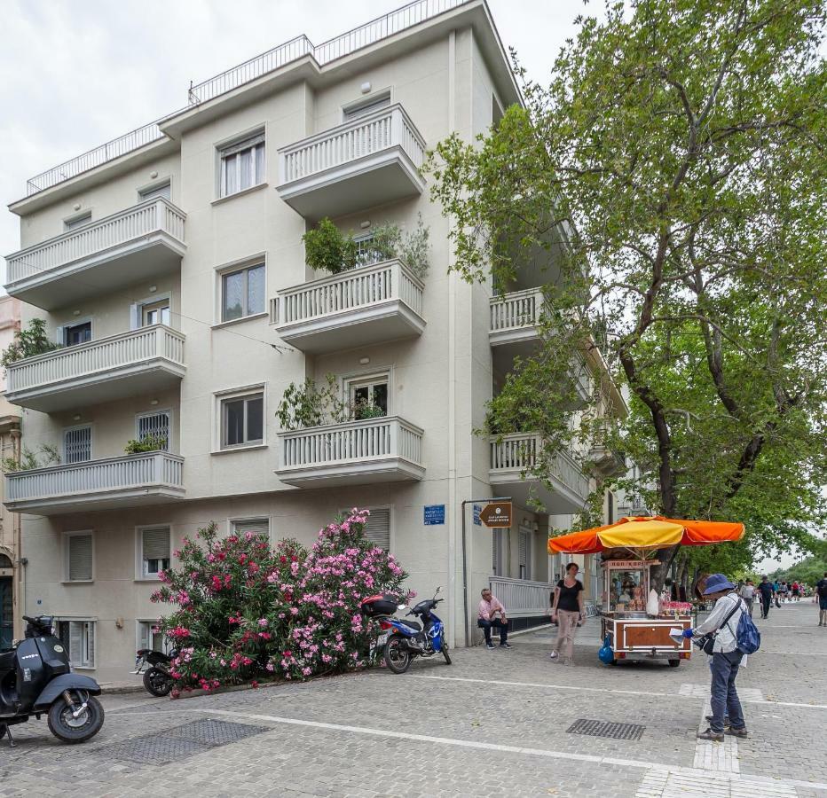 Unique Semi-Basement Stay At The Foot Of The Acropolis Athen Eksteriør billede