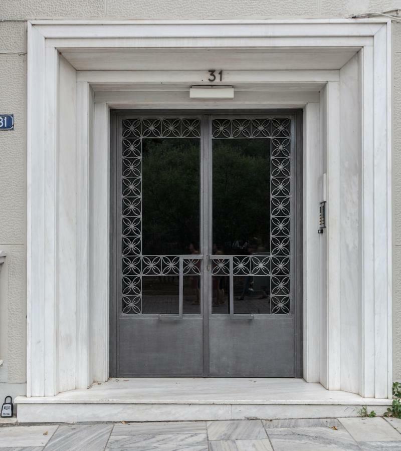 Unique Semi-Basement Stay At The Foot Of The Acropolis Athen Eksteriør billede
